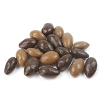 Almonds in chocolate and coffee coating 